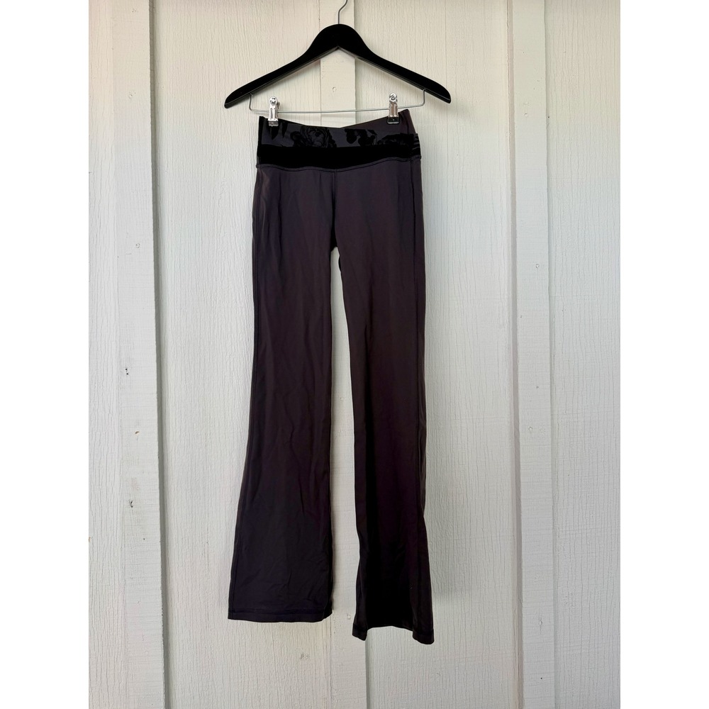 Lululemon Flare Yoga Pants Black Floral Velvet Waistband Size 4 Reg